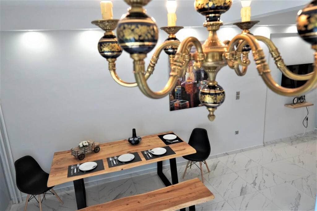 Athens Central 3Bd Apartment Next To Metro Luxury Buitenkant foto