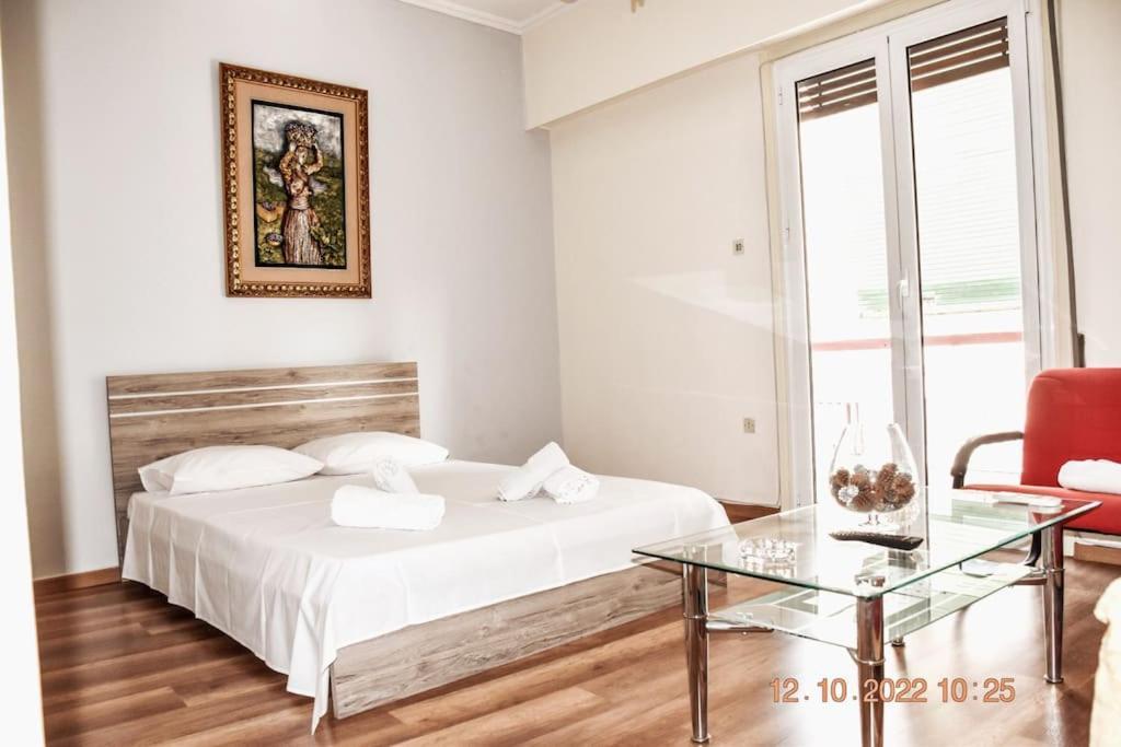 Athens Central 3Bd Apartment Next To Metro Luxury Buitenkant foto