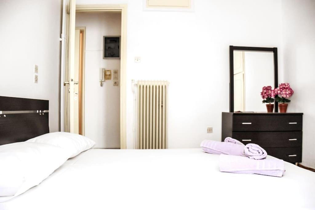 Athens Central 3Bd Apartment Next To Metro Luxury Buitenkant foto